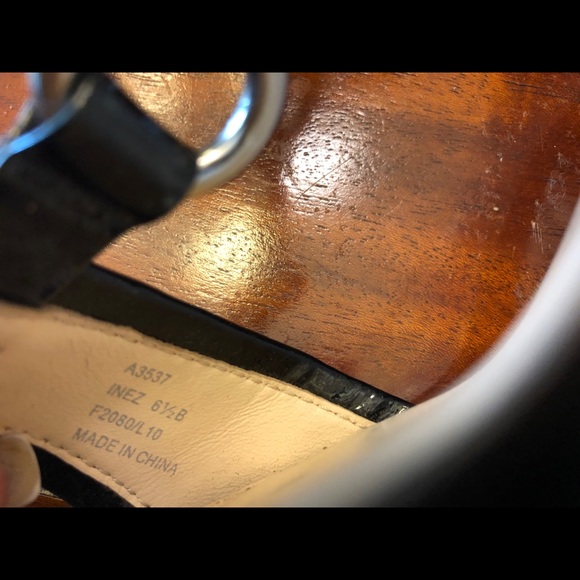 Coach Inez Black Patent Leather Kitten Heels - Picture 6 of 6